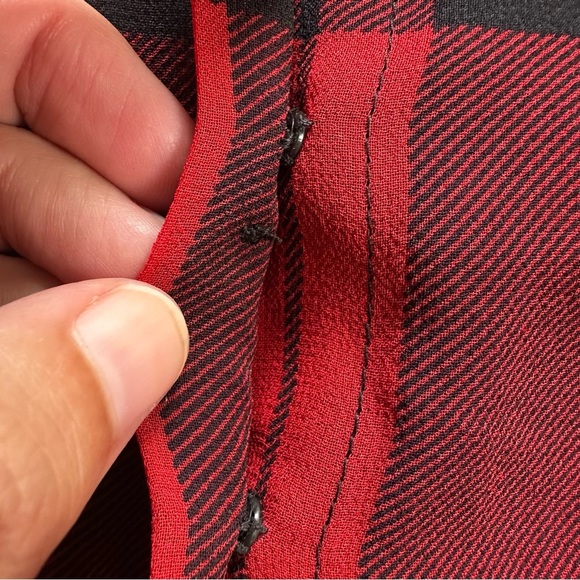 Pendleton Long Sleeve 100% Silk Blouse Button Ruffle Tartan Red Plaid Size 4 NEW - Picture 4 of 16